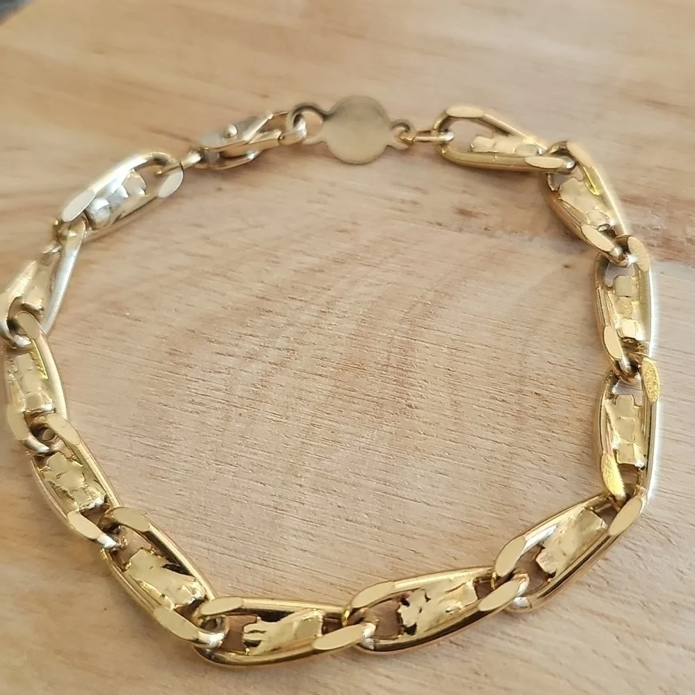 Austrian Crystal USA gold bracelet